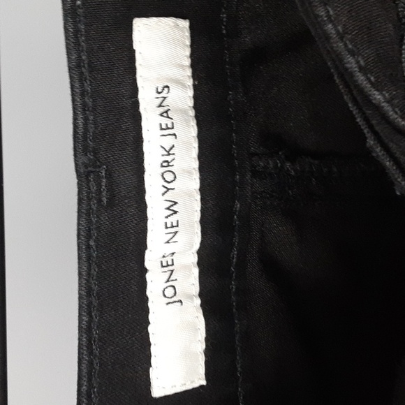Jones New York Black Gramercy Curvy Bootcut Jeans - Picture 4 of 11